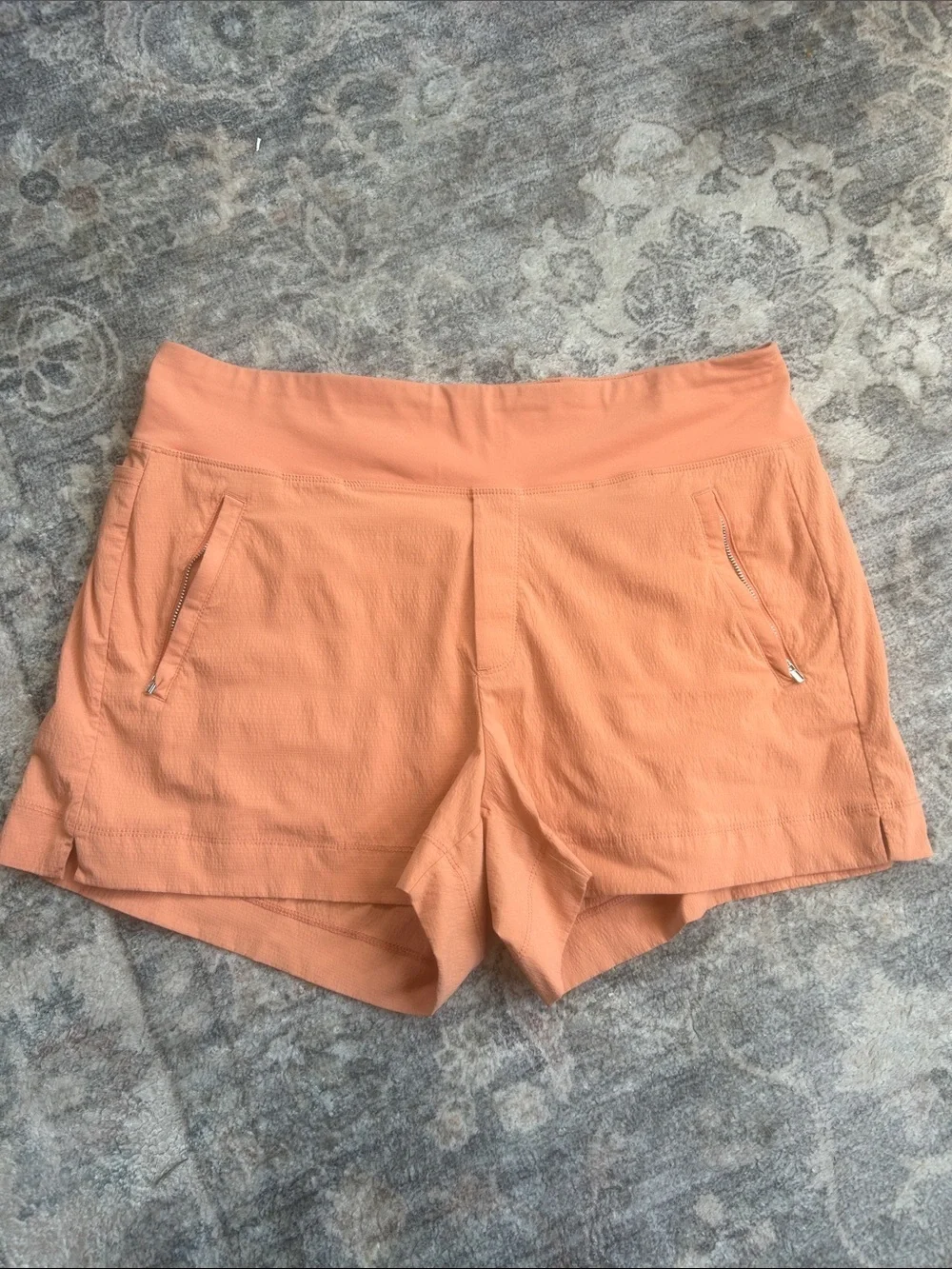 Athleta Trekkie North Short In Orange Size 16 - Picture 1 of 8